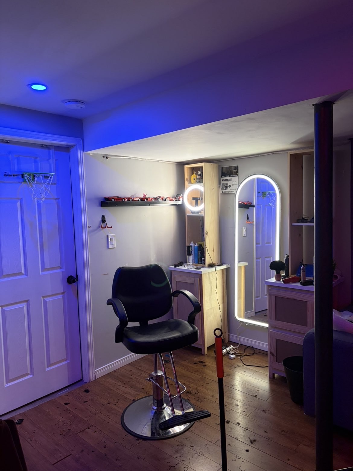 The NomaanCutz home studio